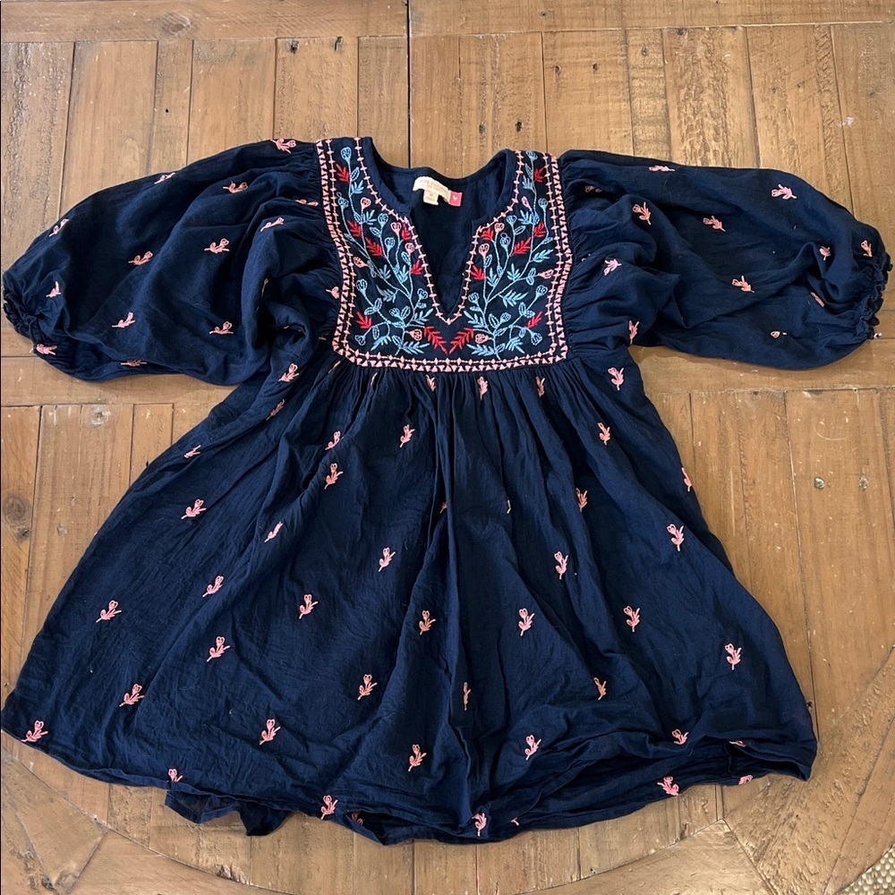 Pink chicken Bella Ava navy floral embroidered v-neck dress girls 8 Bohemian